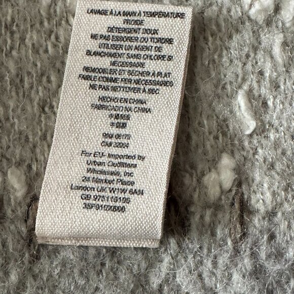 Free People Open Front Sleeveless Fringe Hem Vest Sweater Top Boho Bohemian O/S - Picture 11 of 13